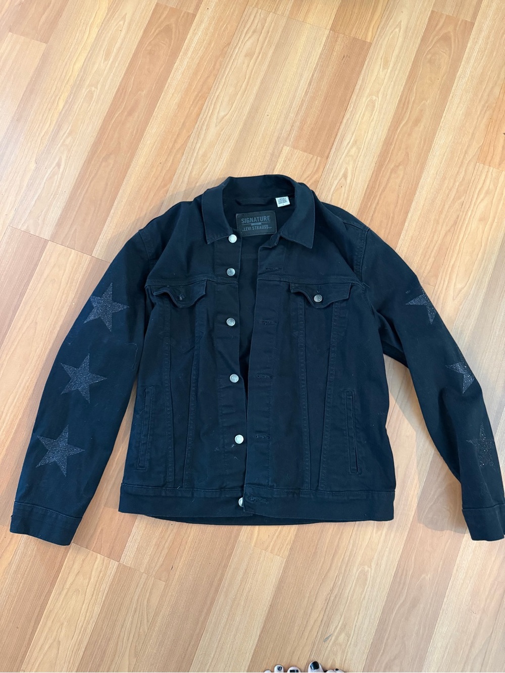 Levi’s Black Star-Accent Denim Jacket